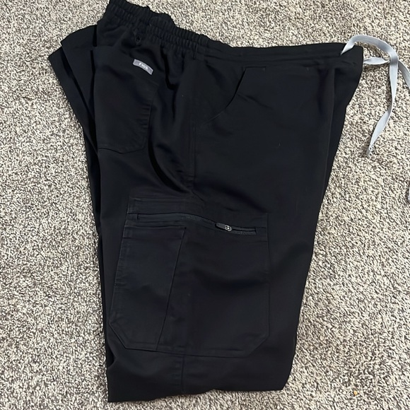 FIGS | Technical Collection. Women’s Scrub Pants Size S/T. - Picture 3 of 8